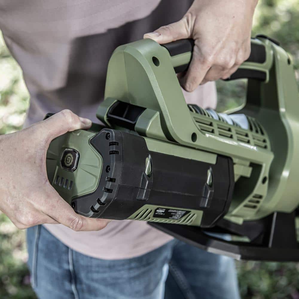GreenMachine Cordless Leaf Blower - Thumbnail 3